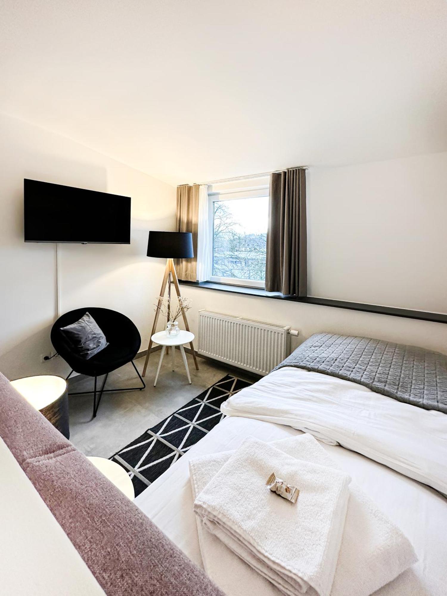 Si-View Einzelzimmer Zimmer 25 - Hotel Siegen Buitenkant foto
